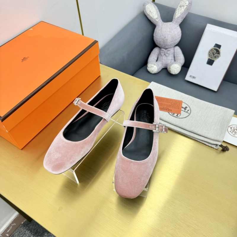 Hermes flat shoes